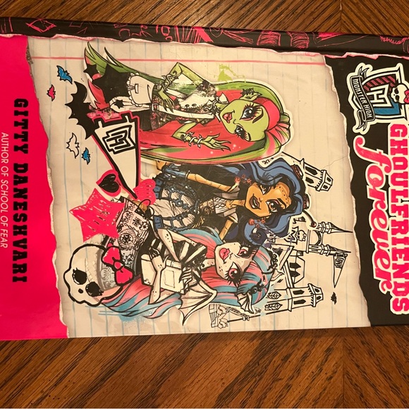 Monster High Ghoulfriends Books | Set of 2 Hardcover Books - Picture 2 of 13